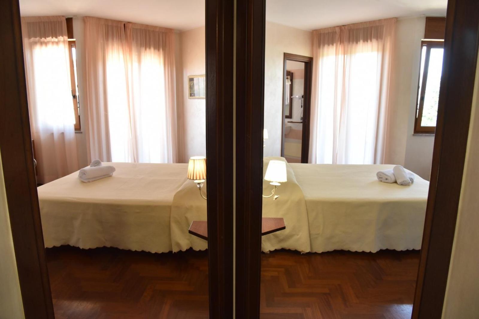 Hotel Sirio Rotonda Exterior photo
